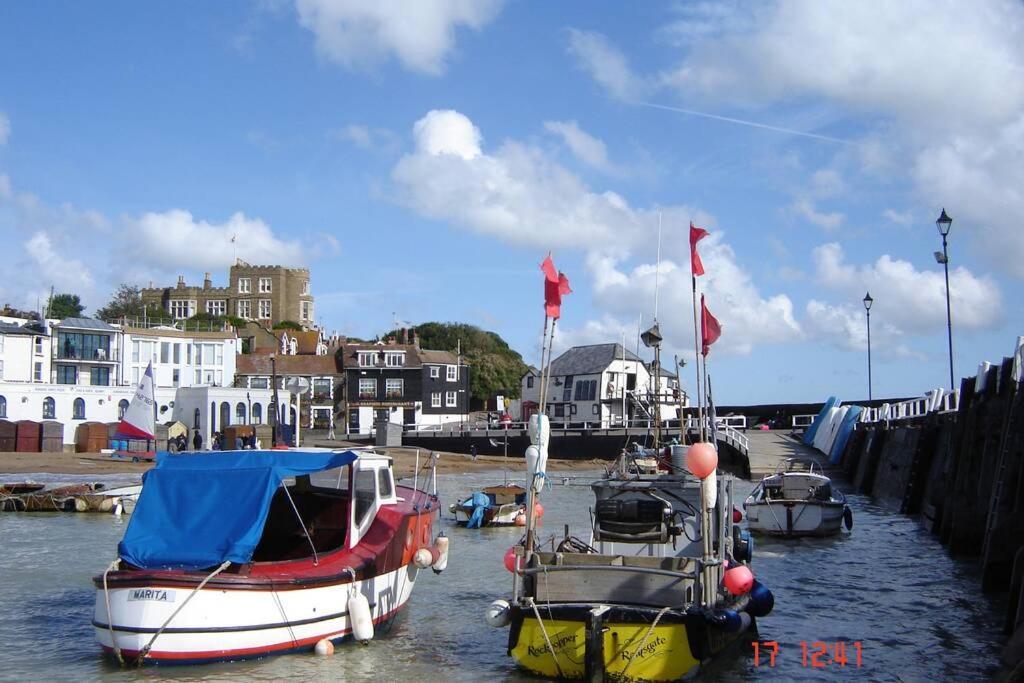 Smuggler'S Cottage Broadstairs Exteriör bild